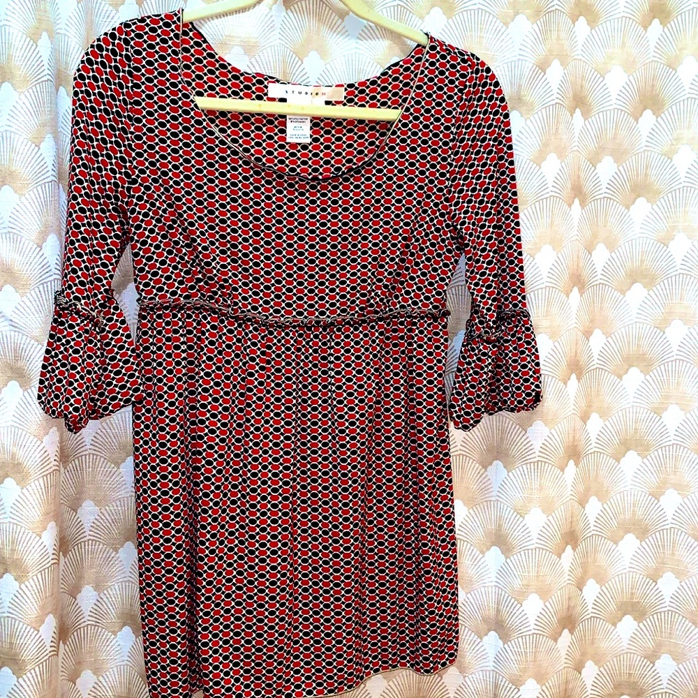 Beautiful STUDIO M blouse size S